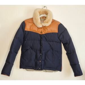 Gorgeous Trailwear by Penfield Women's Navy Down Puffer Jacket, Sz S